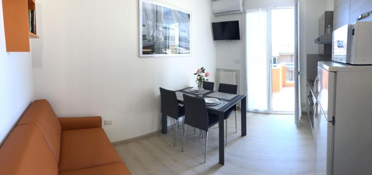 Residenza Verdemare Misano Adriatico Luaran gambar